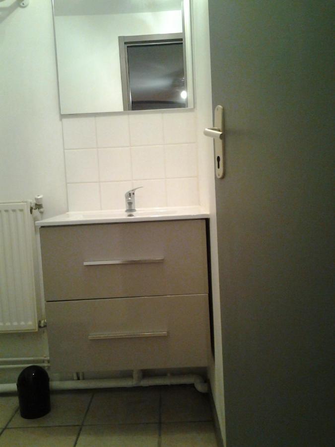 Appartement T3 Tout Confort En Duplex A 20Mn A Pied Du Centre-Ville Avec Tv Et Wifi Ла Рошел Екстериор снимка