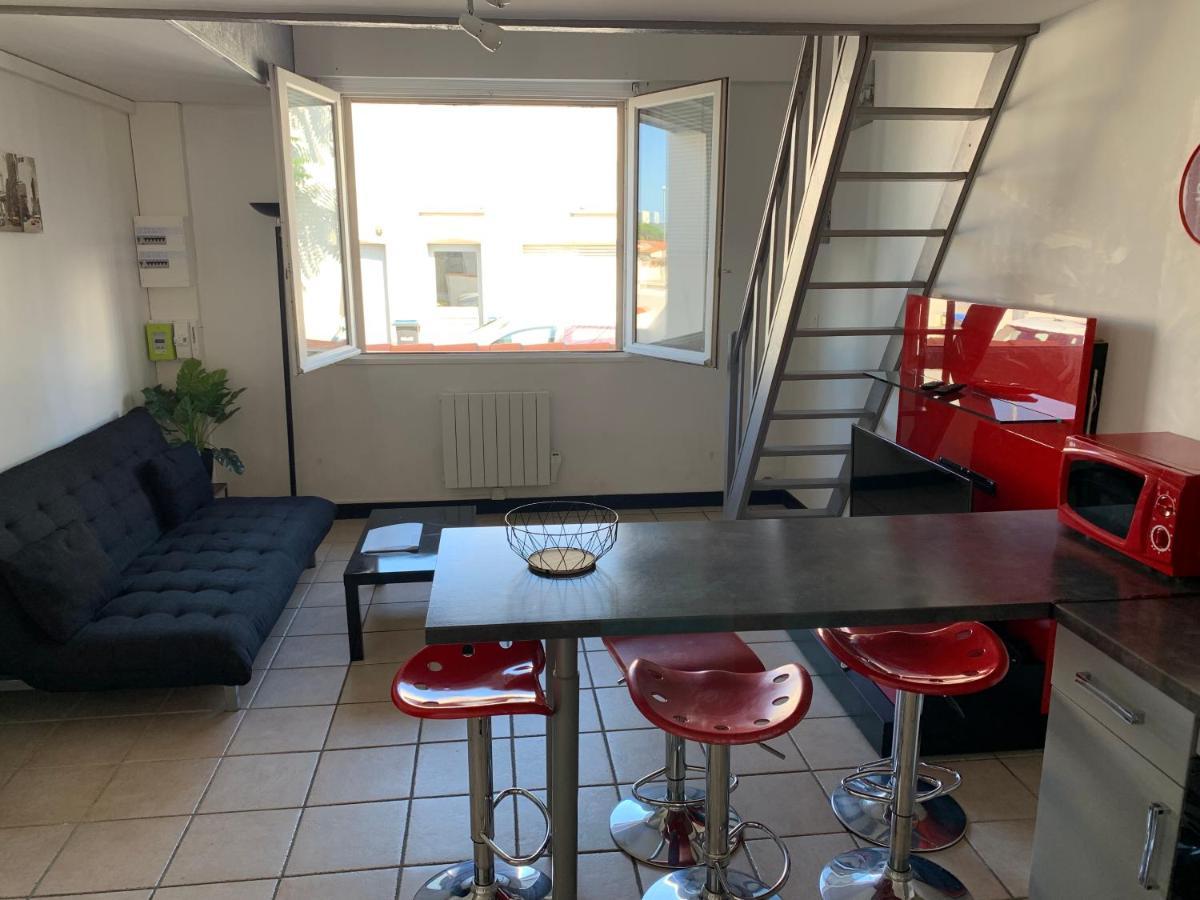 Appartement T3 Tout Confort En Duplex A 20Mn A Pied Du Centre-Ville Avec Tv Et Wifi Ла Рошел Екстериор снимка