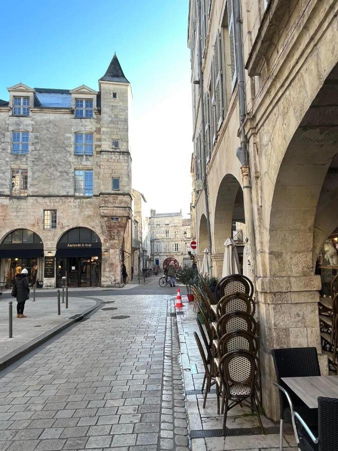 Appartement T3 Tout Confort En Duplex A 20Mn A Pied Du Centre-Ville Avec Tv Et Wifi Ла Рошел Екстериор снимка